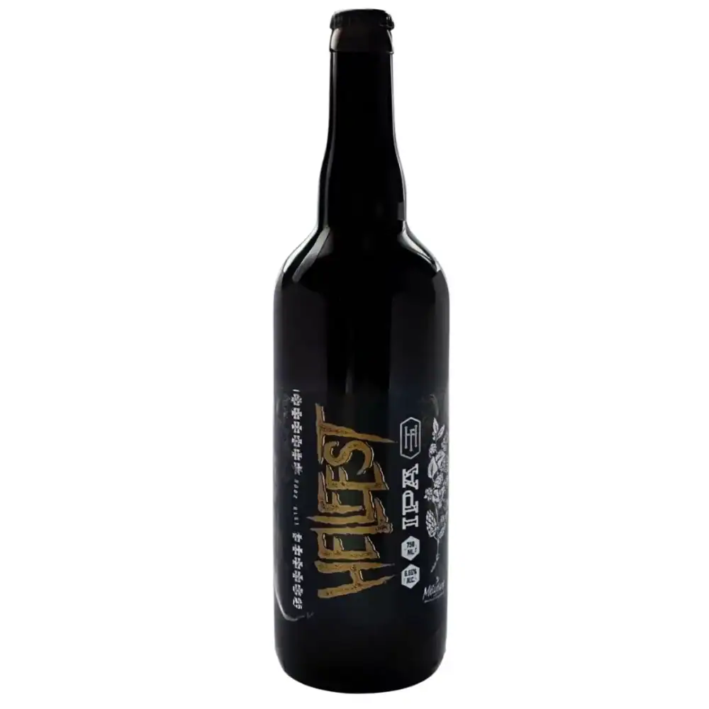Bouteille de bière IPA Hellfest de la brasserie Mélusine en 75cl sur fond blanc.