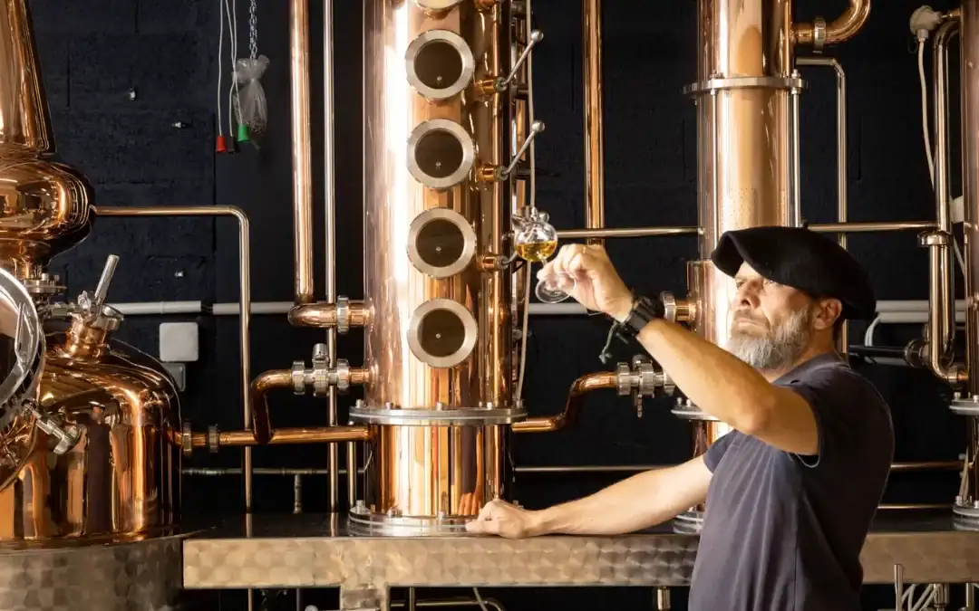 Distillerie Saint-Esprit à Annecy : une tradition de maîtrise artisanale