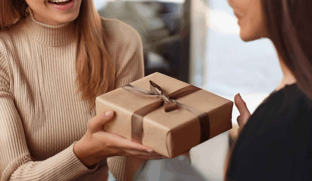 Coffret cadeau sobre et élégant, symbole d’une idée cadeau pour une personne qui ne veut rien
