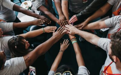 Idée séminaire cohésion d&rsquo;équipe : 15 activités pour renforcer l&rsquo;esprit collectif 